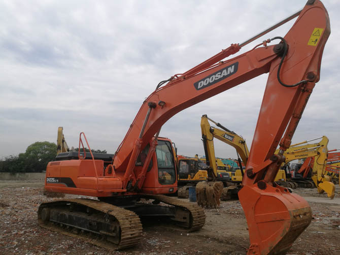 Doosan DH225LC-9 For Sale