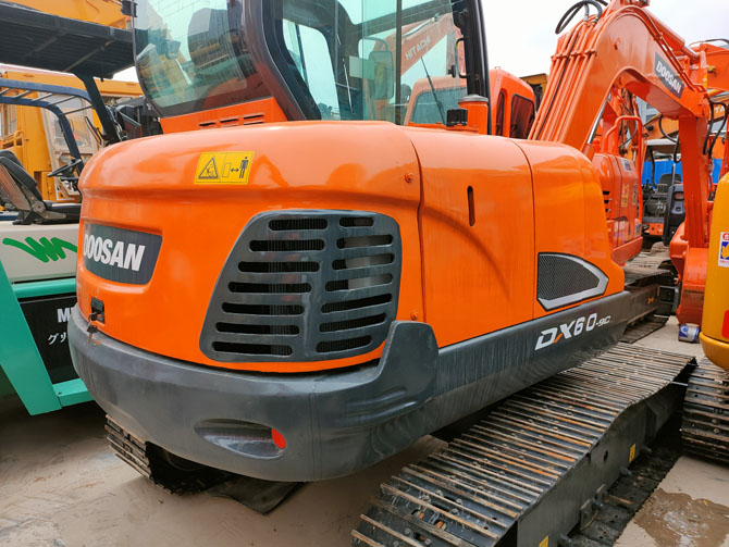 Doosan mini excavator DX60 for sale