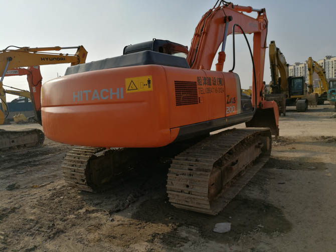 Hitachi ZX200 For Sale in China