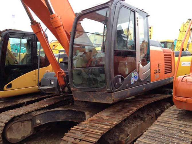 Hitachi ZX240-3 For Sale