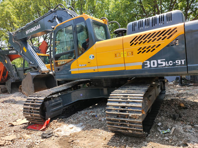 Hyundai Robex 305 For Sale