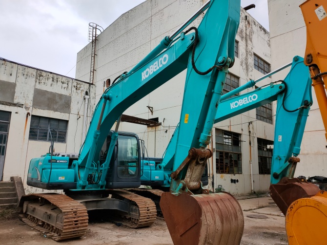 Kobelco SK210LC-8 For Sale
