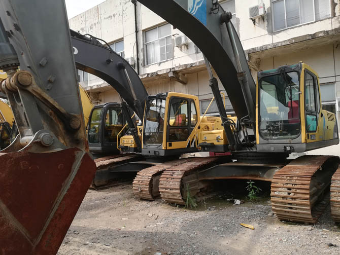 Volvo EC290BLC For Sale
